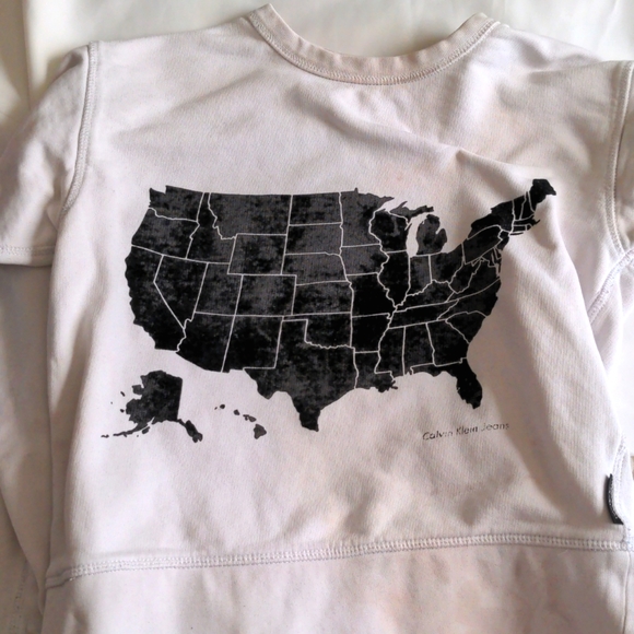 Calvin Klein Tops - Calvin Klein US shirt (PRICE DROP)